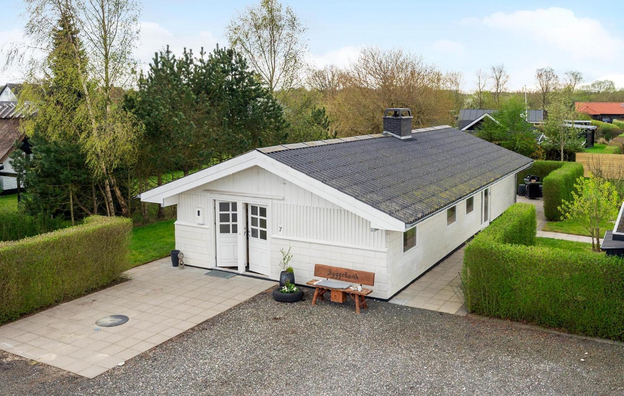 2 Bedroom Nice Home In Borkop Exterior photo